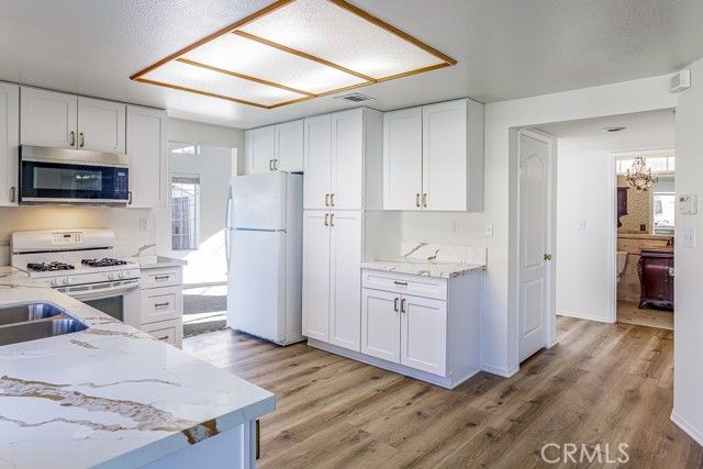 37163 Daisy Street, Palmdale, CA 93550