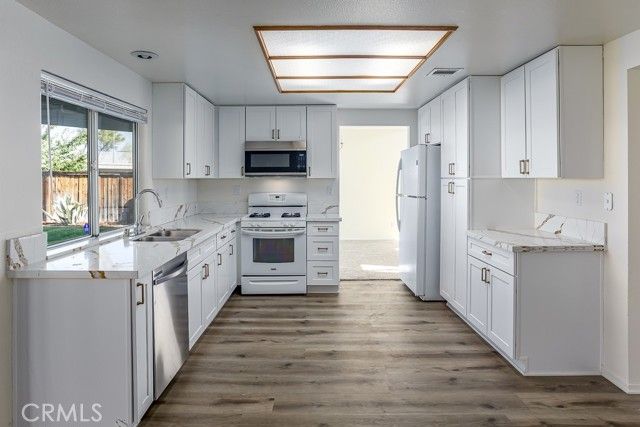 37163 Daisy Street, Palmdale, CA 93550