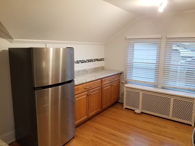 345 N ADDISON Avenue 2, Elmhurst, IL 60126