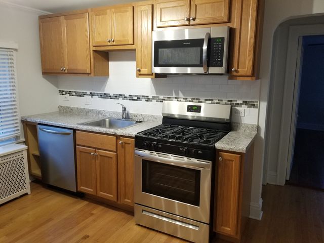 345 N ADDISON Avenue 2, Elmhurst, IL 60126