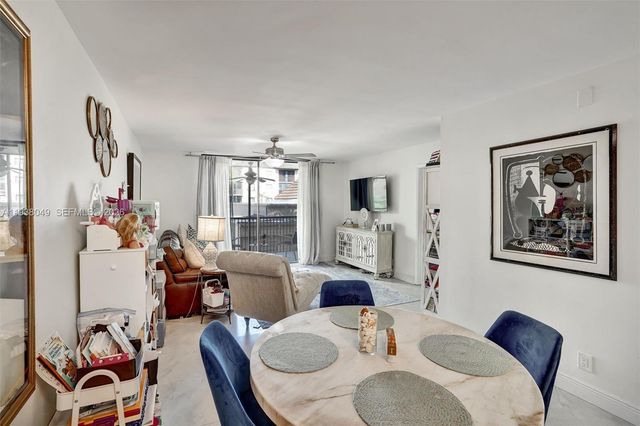 10401 W Broward Blvd 205, Plantation, FL 33324