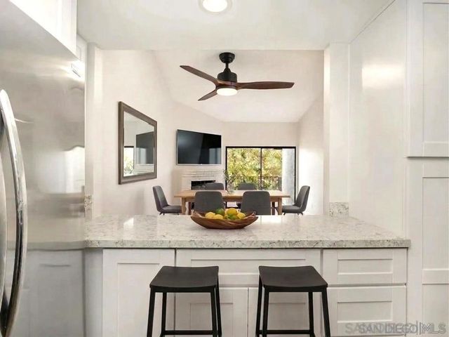 2822 Winthrop Ave, Carlsbad, CA 92010