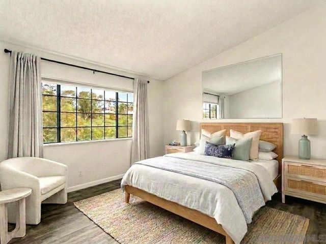 2822 Winthrop Ave, Carlsbad, CA 92010