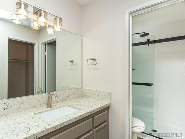2822 Winthrop Ave, Carlsbad, CA 92010