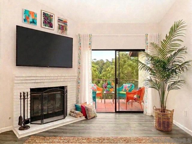 2822 Winthrop Ave, Carlsbad, CA 92010