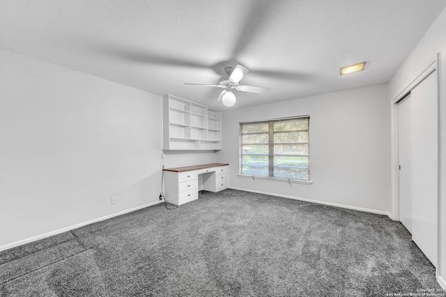 127 Meadowood Lane, San Antonio, TX 78216