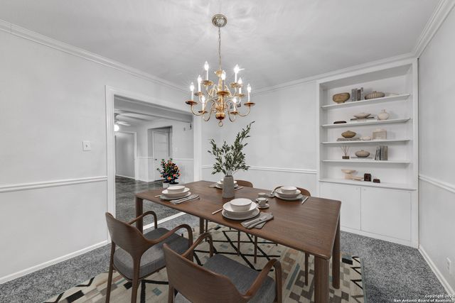 127 Meadowood Lane, San Antonio, TX 78216