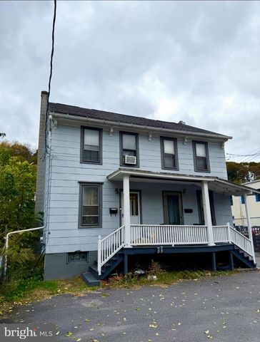200-202 BUCKLEY ST, Minersville, PA 17954