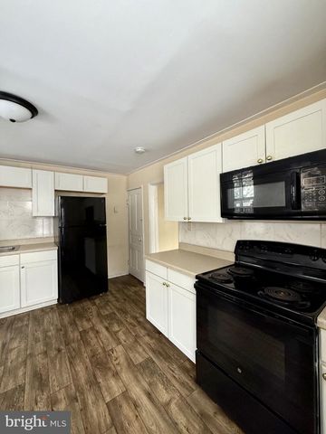 200-202 BUCKLEY ST, Minersville, PA 17954