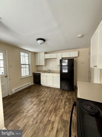 200-202 BUCKLEY ST, Minersville, PA 17954