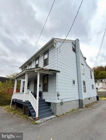 200-202 BUCKLEY ST, Minersville, PA 17954