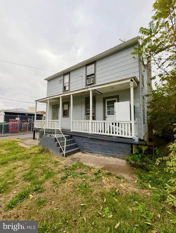 200-202 BUCKLEY ST, Minersville, PA 17954