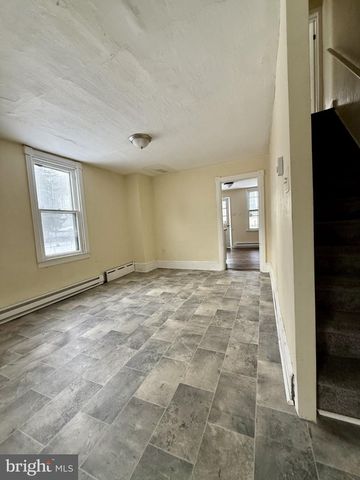 200-202 BUCKLEY ST, Minersville, PA 17954