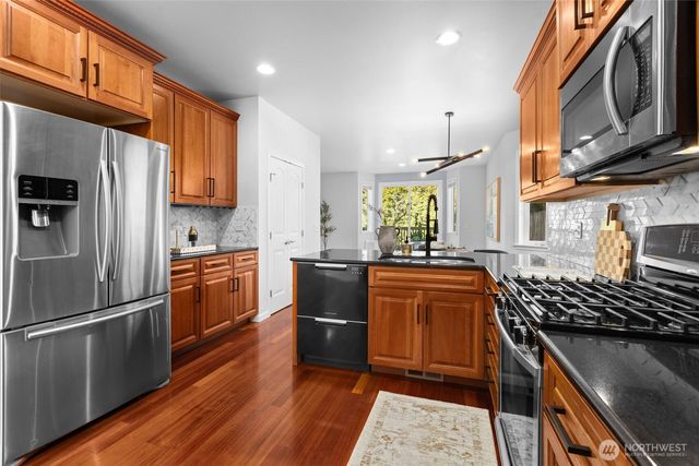 1756 Monroe Avenue NE, Renton, WA 98056