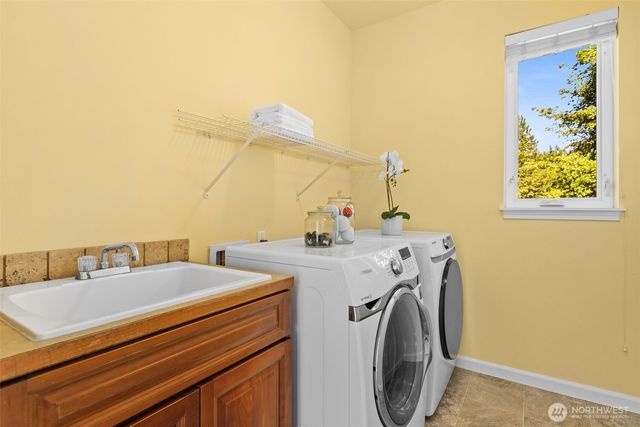 1756 Monroe Avenue NE, Renton, WA 98056
