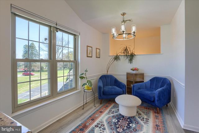 19 STERLING CT, Hershey, PA 17033