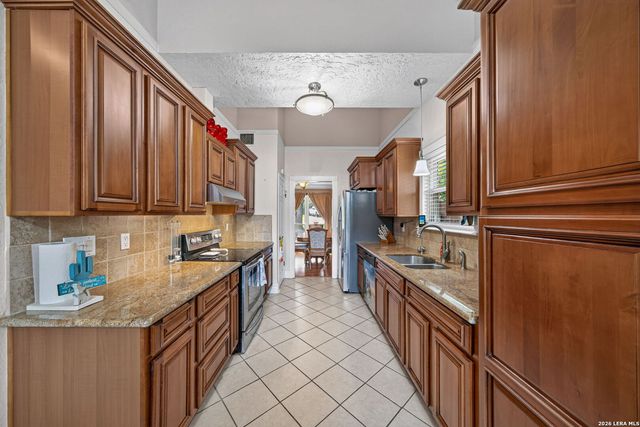 5850 SPRING VILLAGE ST, San Antonio, TX 78247