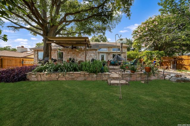 5850 SPRING VILLAGE ST, San Antonio, TX 78247