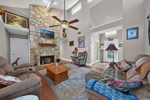 5850 SPRING VILLAGE ST, San Antonio, TX 78247