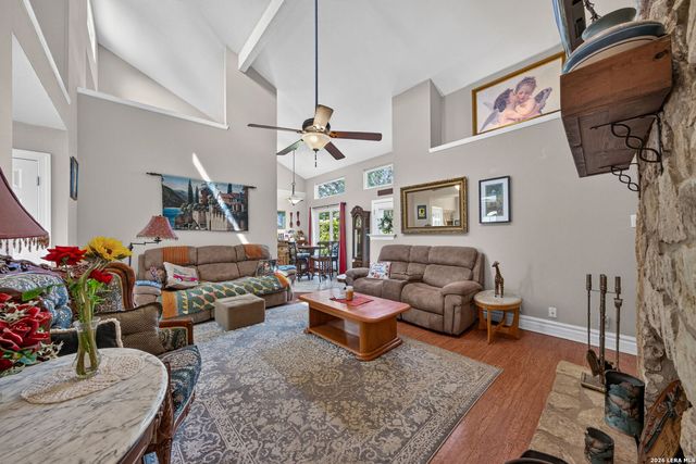5850 SPRING VILLAGE ST, San Antonio, TX 78247