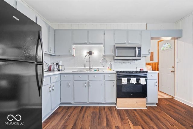 9810 Stardust Drive, Indianapolis, IN 46229