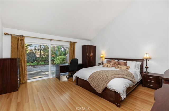 41 Hillgrass, Irvine, CA 92603