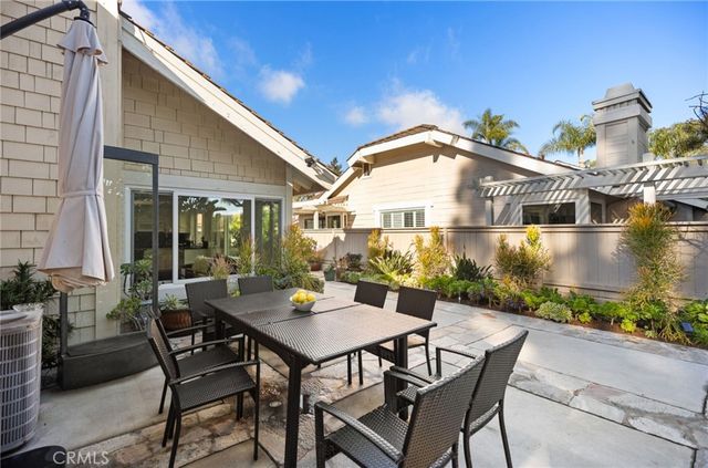 41 Hillgrass, Irvine, CA 92603