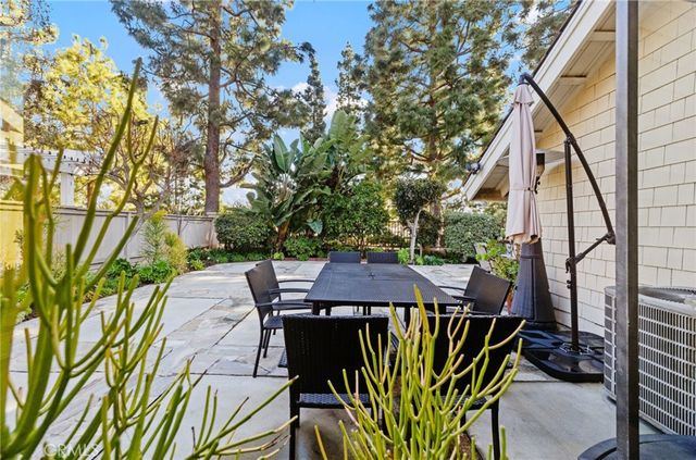 41 Hillgrass, Irvine, CA 92603