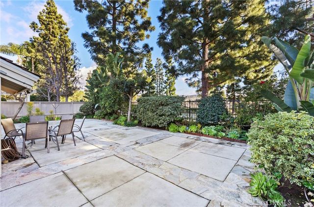 41 Hillgrass, Irvine, CA 92603