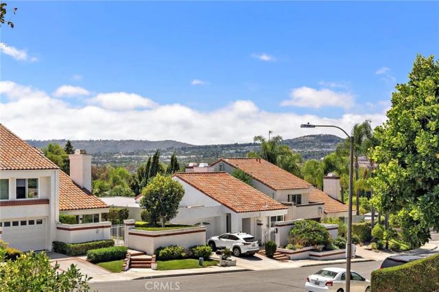 25962 Ernestine Court, Laguna Hills, CA 92653