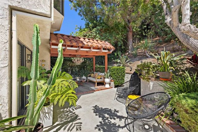 25962 Ernestine Court, Laguna Hills, CA 92653