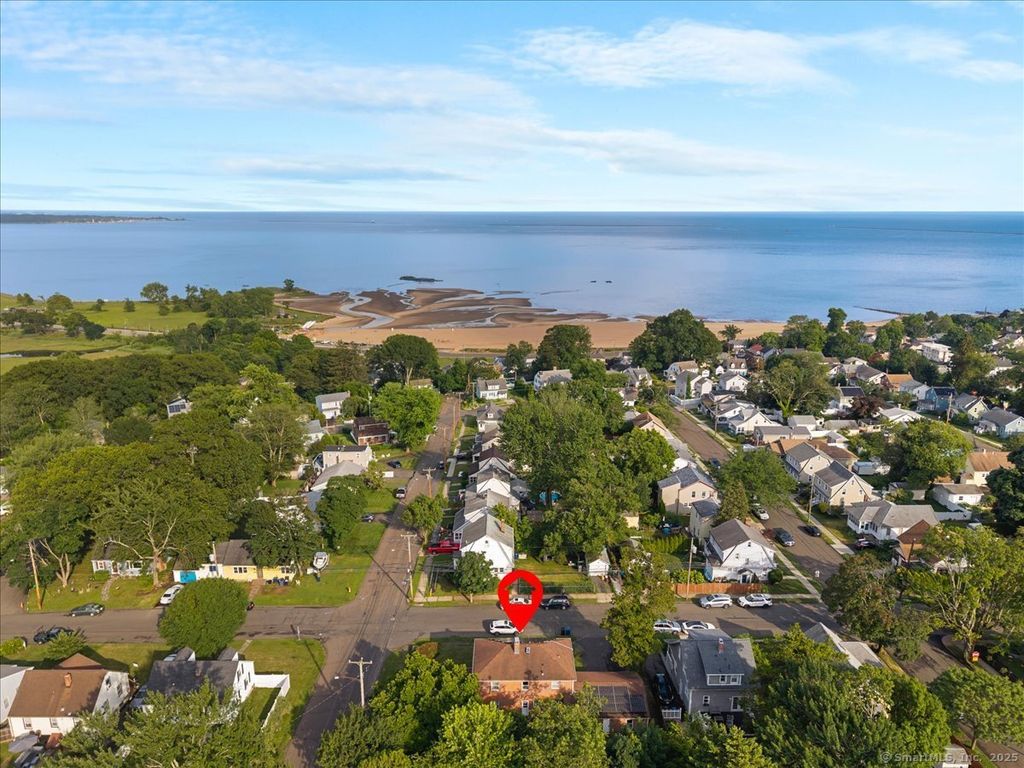 210 Highland Avenue, West Haven, CT 06516