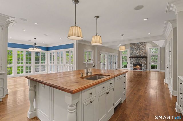 5 Michele Lane, Westport, CT 06880