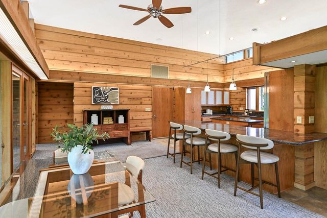 2115 Underwood PARKWAY, Elm Grove, WI 53122