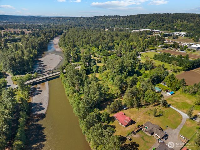 12511 151st Avenue E, Puyallup, WA 98374