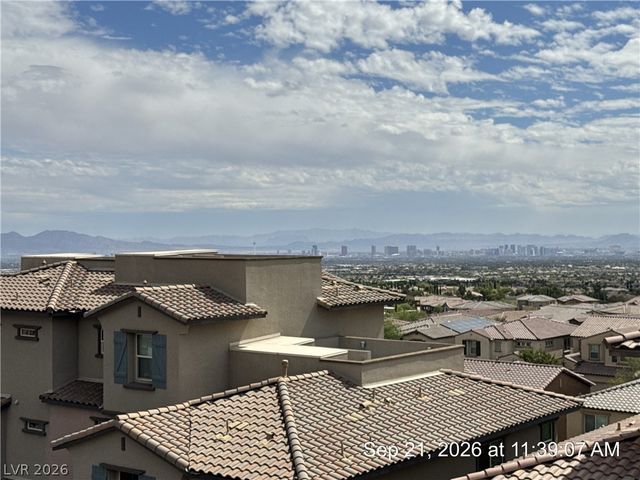 177 Petaluma Valley Drive, Las Vegas, NV 89138