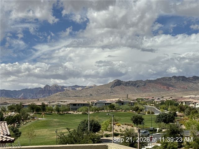 177 Petaluma Valley Drive, Las Vegas, NV 89138