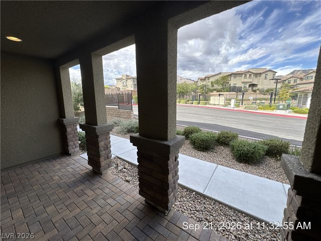 177 Petaluma Valley Drive, Las Vegas, NV 89138