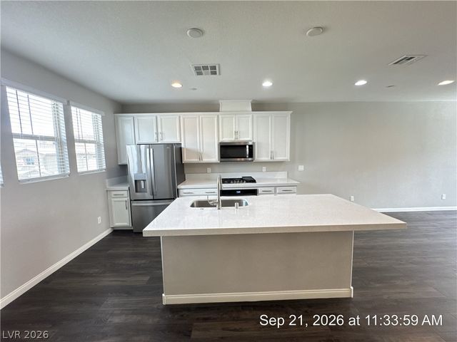 177 Petaluma Valley Drive, Las Vegas, NV 89138