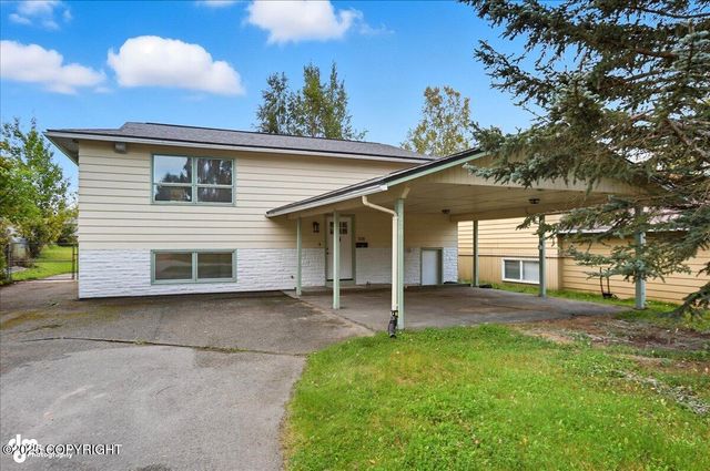 7120 Chester Court, Anchorage, AK 99504