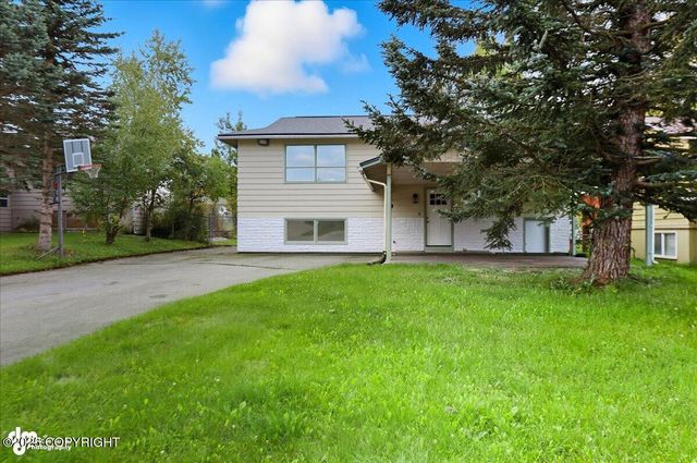 7120 Chester Court, Anchorage, AK 99504