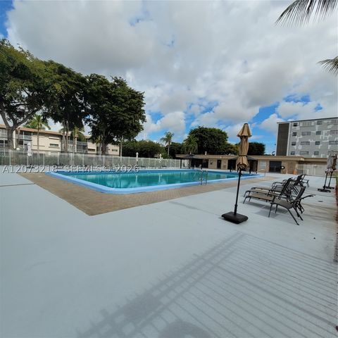 151 SW 134th Way 212N, Pembroke Pines, FL 33027