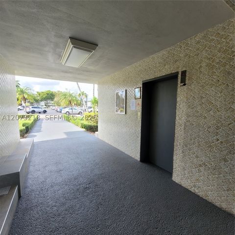 151 SW 134th Way 212N, Pembroke Pines, FL 33027