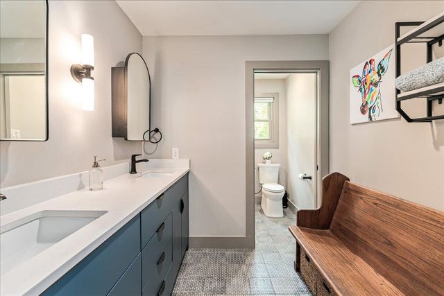 4406 Hyridge DR, Austin, TX 78759