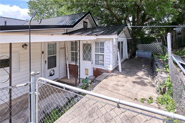 504 Butler Street, Charleston, WV 25302