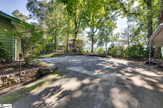 122 Lakeshore Drive, Easley, SC 29642