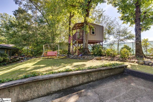 122 Lakeshore Drive, Easley, SC 29642