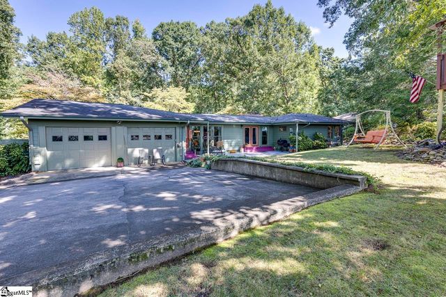 122 Lakeshore Drive, Easley, SC 29642
