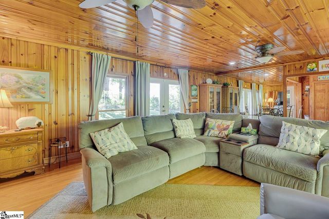 122 Lakeshore Drive, Easley, SC 29642
