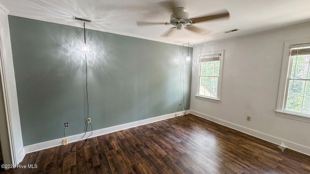 206 Woodhaven Road, Greenville, NC 27834